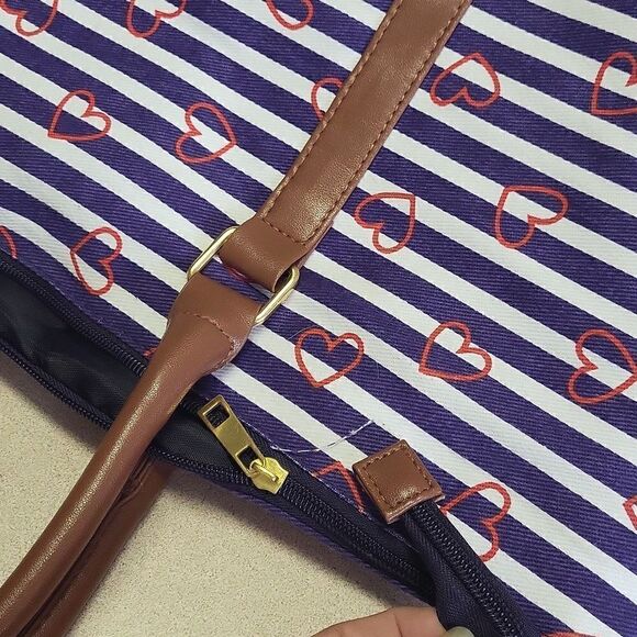 Navy & Blue Striped Carry-on Tote Bag with Red Hearts, Xtra Large - Picture 9 of 12